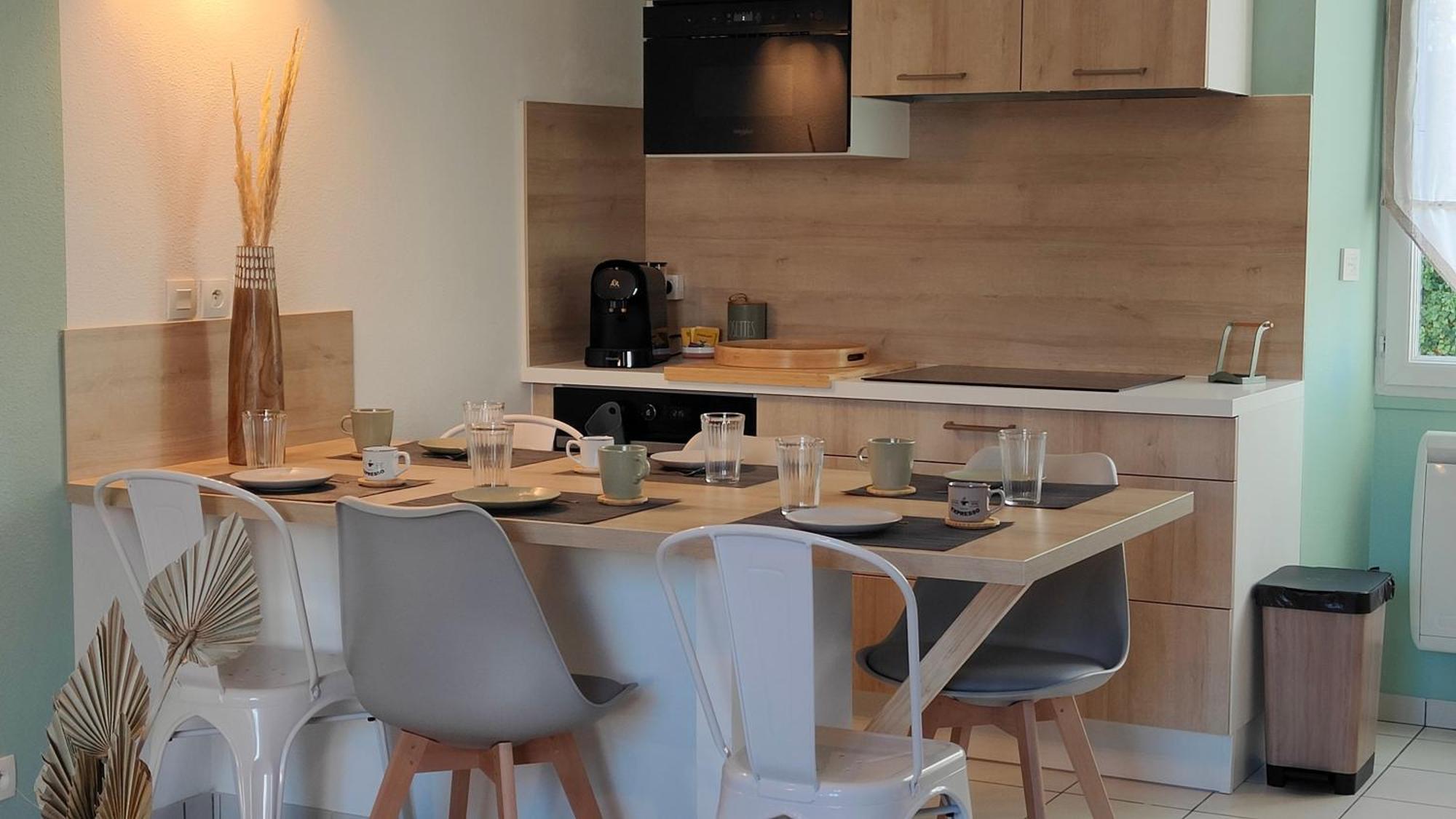 Lesparre-Médoc Appartement Centre-Ville Proche Lac, Ocean, Vignes מראה חיצוני תמונה