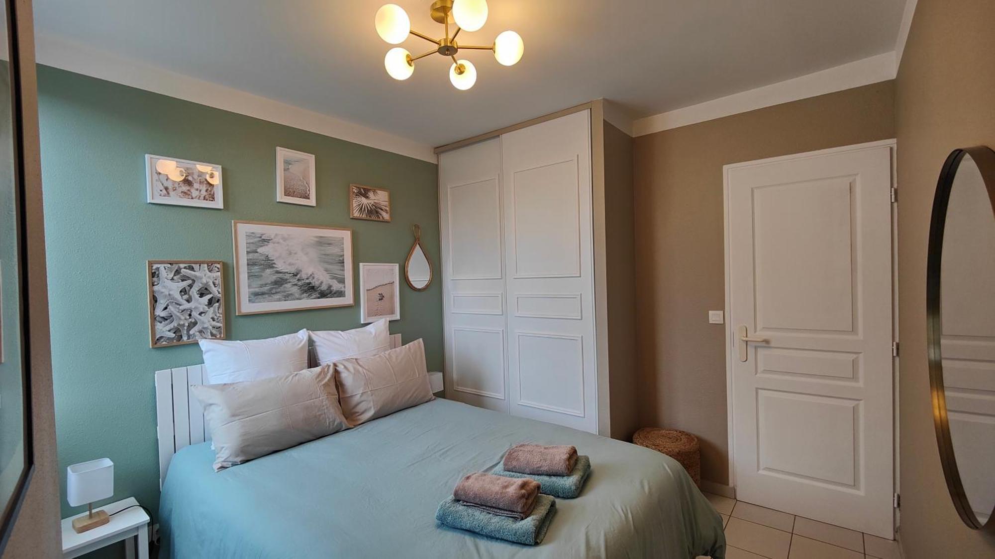 Lesparre-Médoc Appartement Centre-Ville Proche Lac, Ocean, Vignes מראה חיצוני תמונה